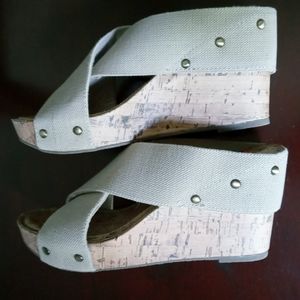 Tan wedge heel sandals by Espirit